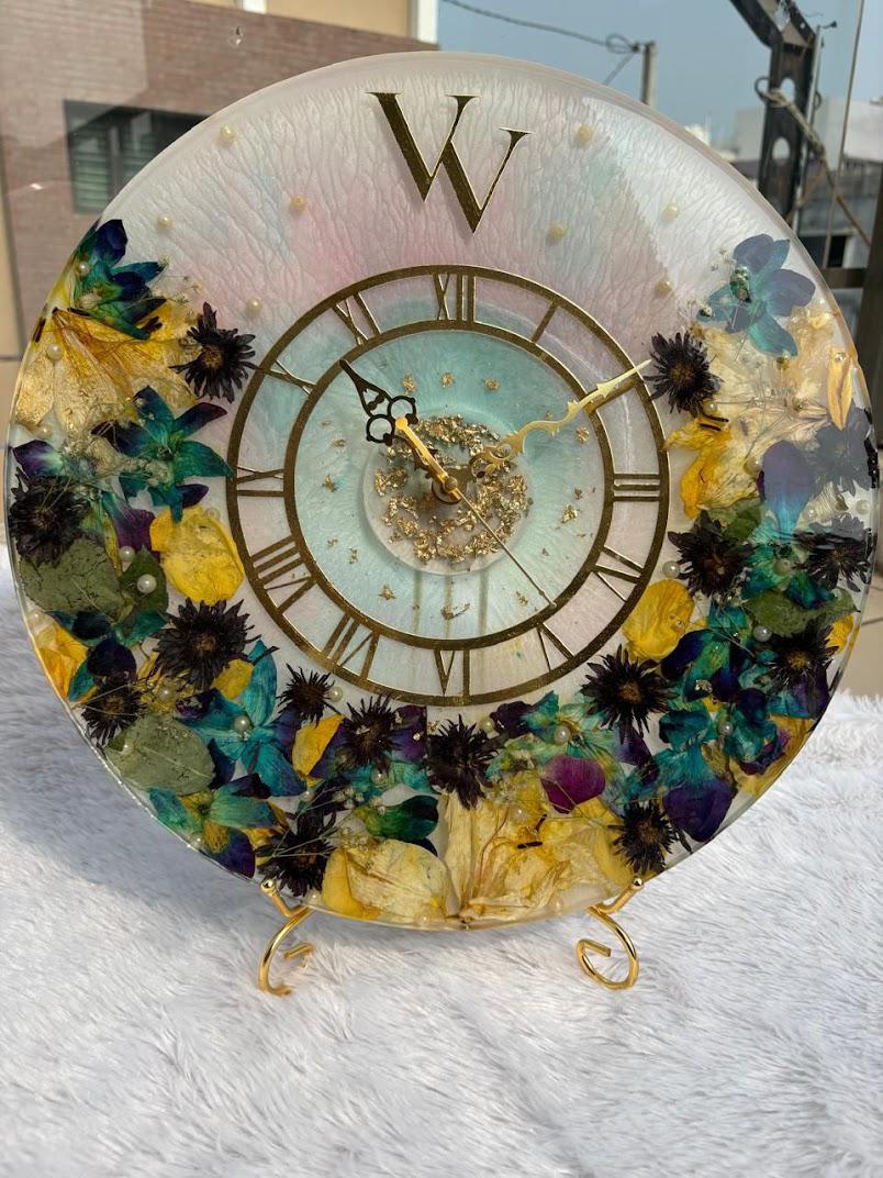 Resin clocks